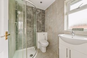 En-Suite- click for photo gallery